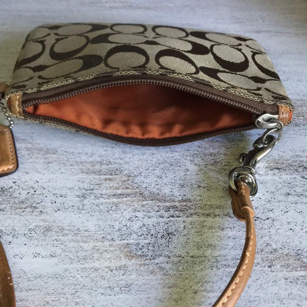 Coach Wallet - Picture 5 of 5